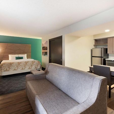 Best Western Fishkill Inn & Suites Экстерьер фото