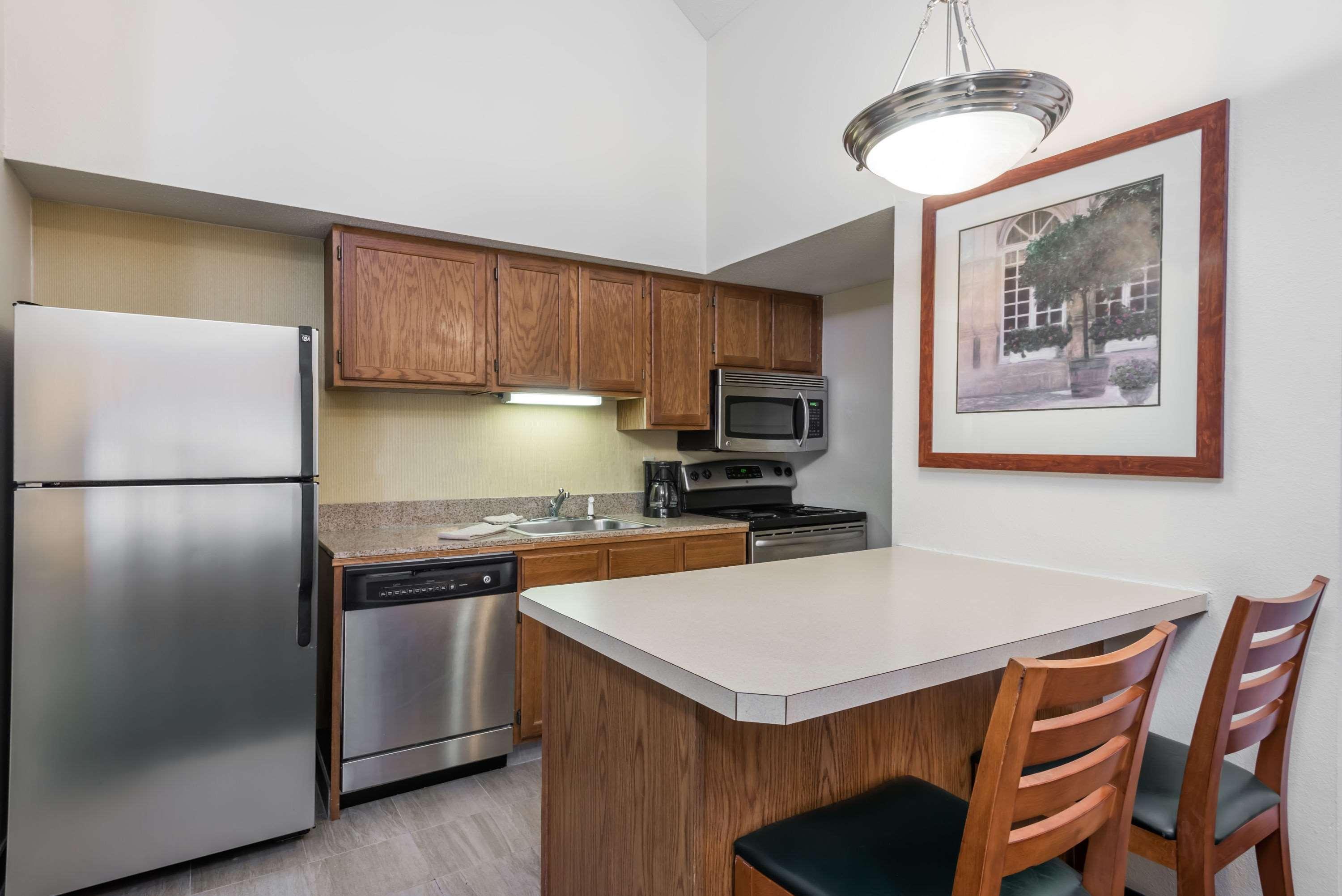 Best Western Fishkill Inn & Suites Экстерьер фото