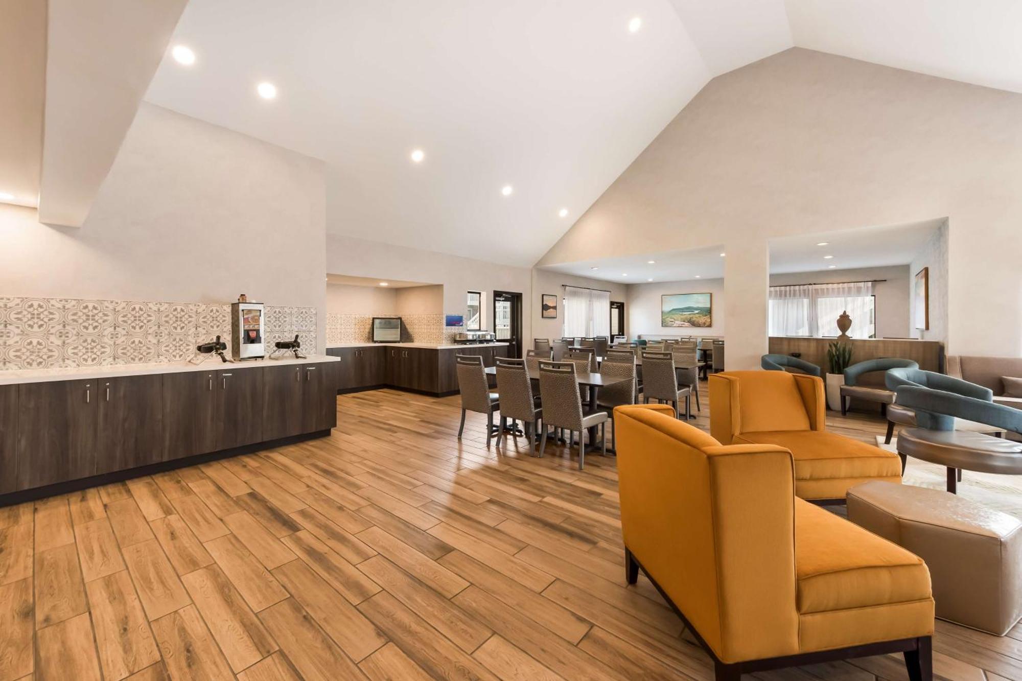 Best Western Fishkill Inn & Suites Экстерьер фото