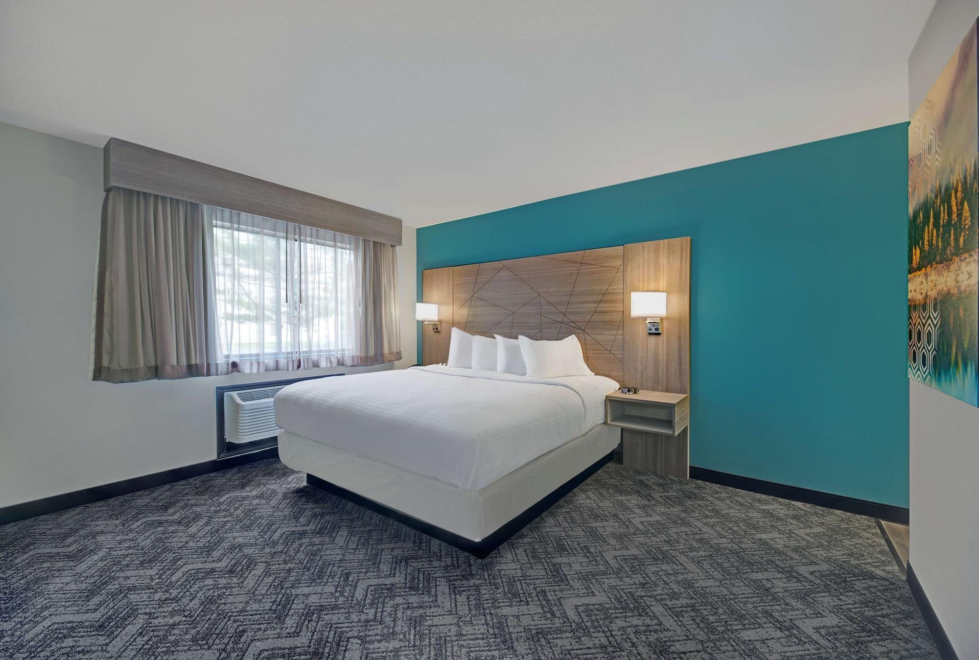 Best Western Fishkill Inn & Suites Экстерьер фото